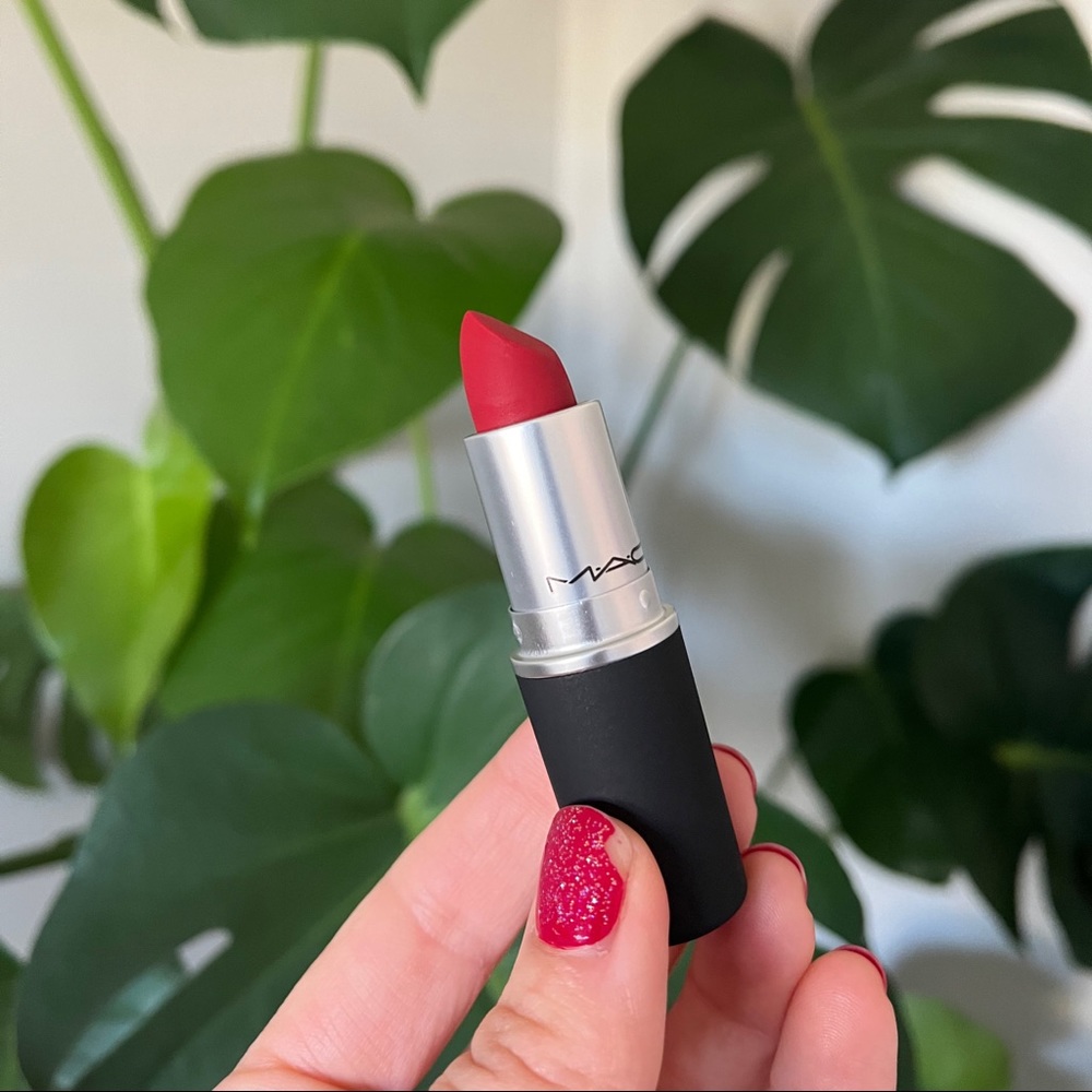 COPY - MAC Powder Kiss lipstick - Werk Werk Werk